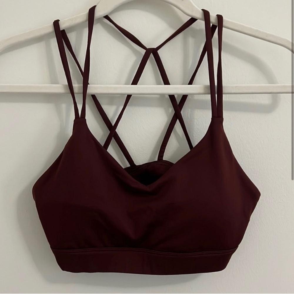 EUC Old Navy Active Womens Size 4x Maroon Strappy Light Support Sports Bra
